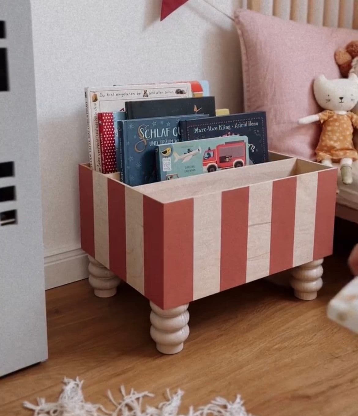 IKEA HAck: IKEA Moppe Bookbin