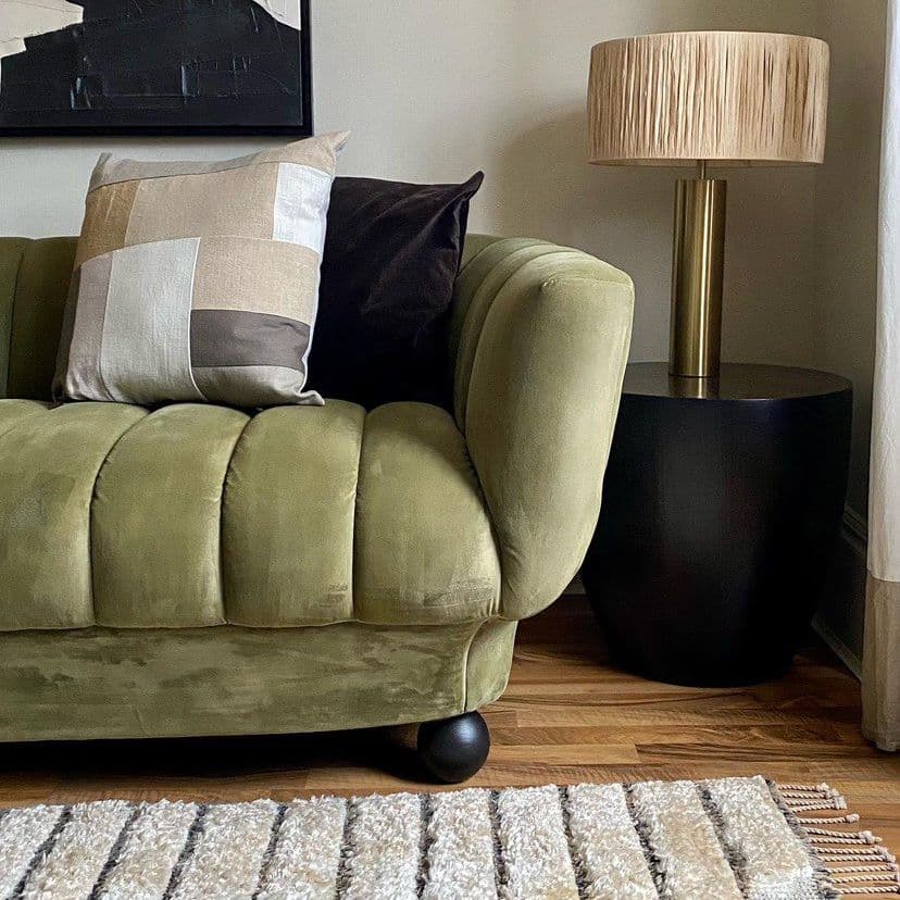 Sofa Upcycling with couch legs