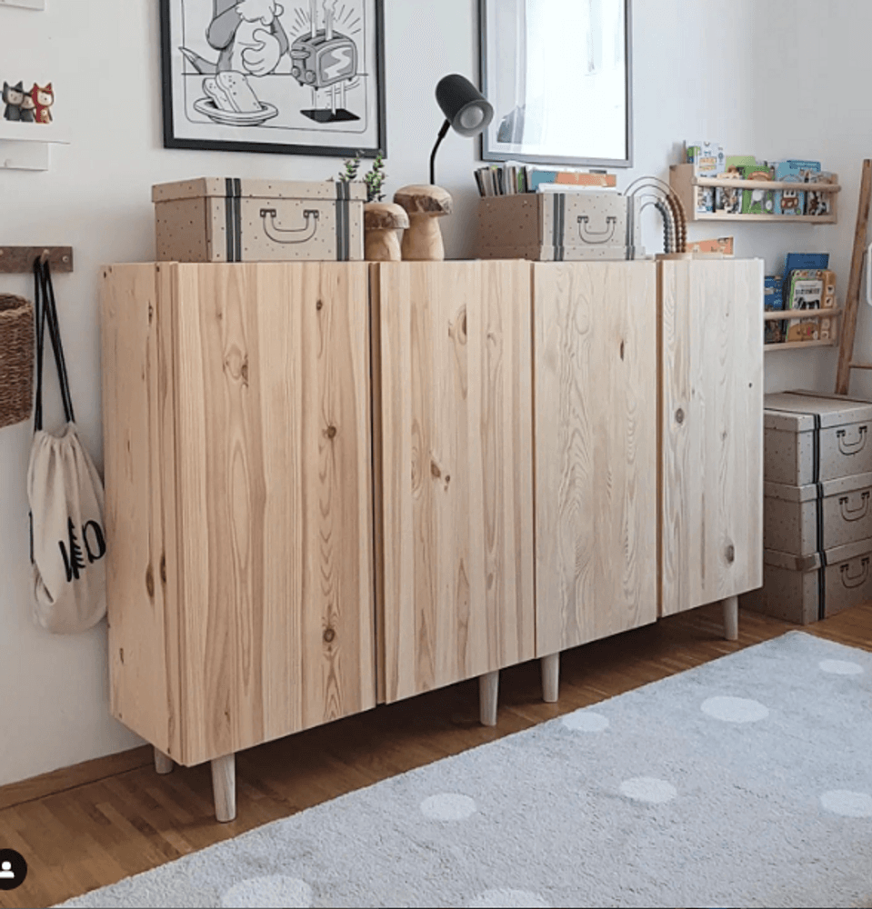Carl 120 Teak - möbelben i askträ